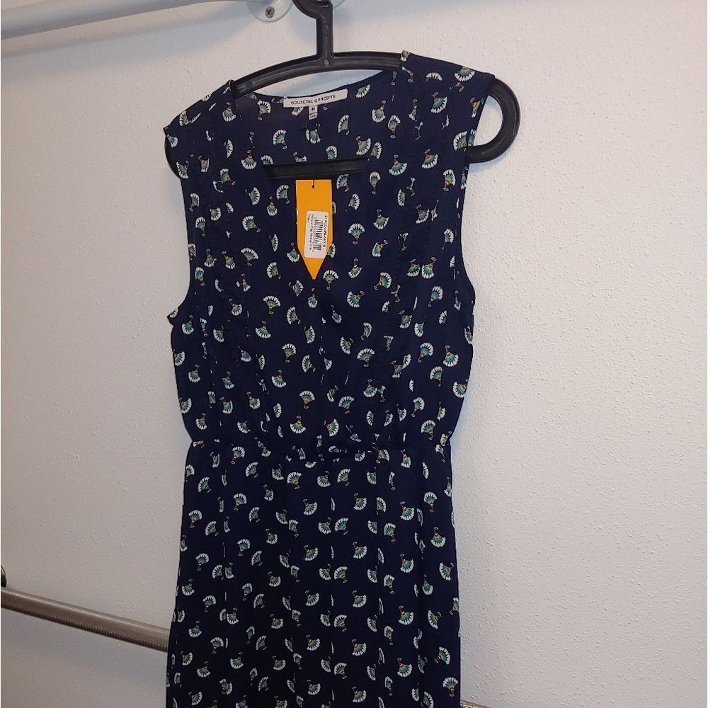 Collective Concepts Navy Fan Dress Size Medium No Pockets NWT Tags New